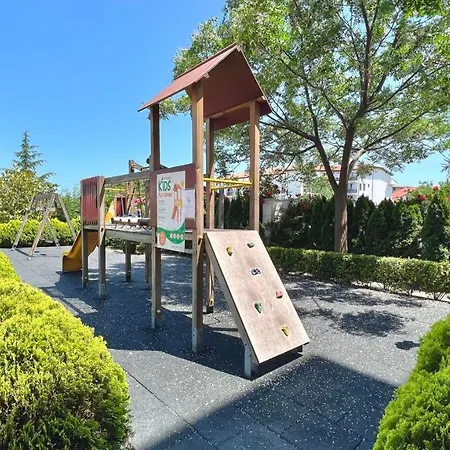 Bratanov Cascadas アパート