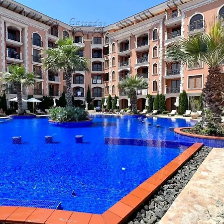 Bratanov Cascadas アパート