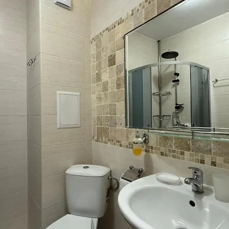 Bratanov Cascadas * ラヴダ