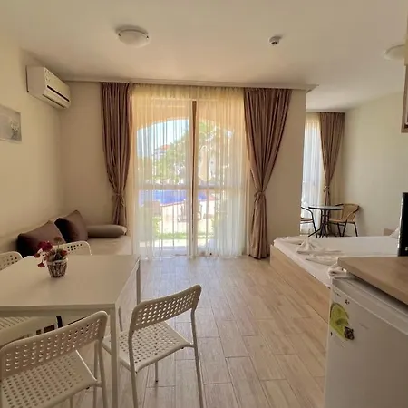 Bratanov Cascadas Апартаменты