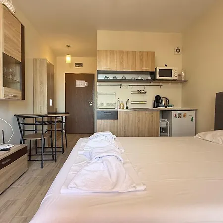 Bratanov Cascadas Apartment