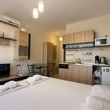 Bratanov Cascadas Apartment