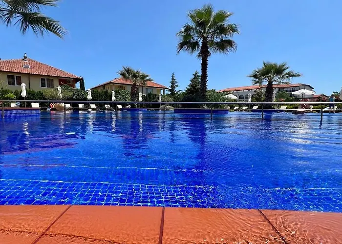 Bratanov Cascadas דירה