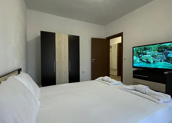 Bratanov Cascadas דירה